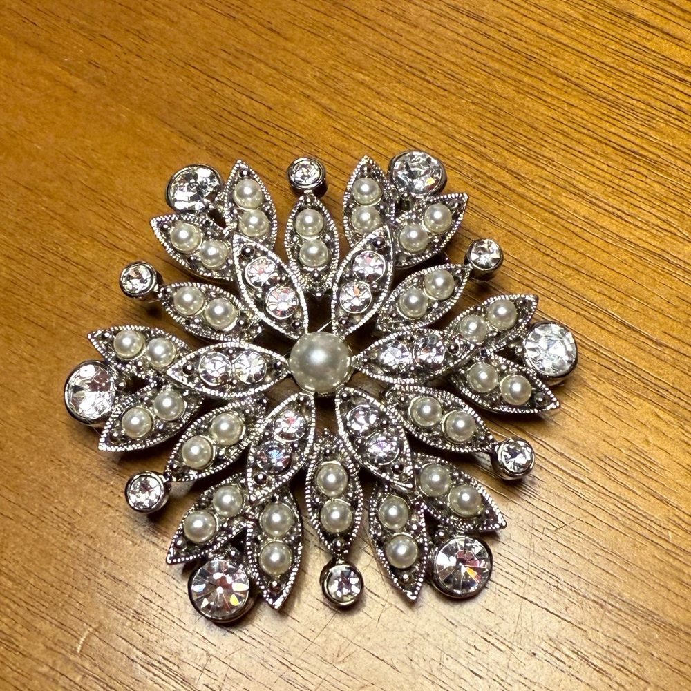 Elegant Snowflake  Silver and Pearl Brooch